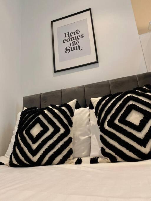 Victoria Street Apartment Sleeps 2 Ливърпул Екстериор снимка